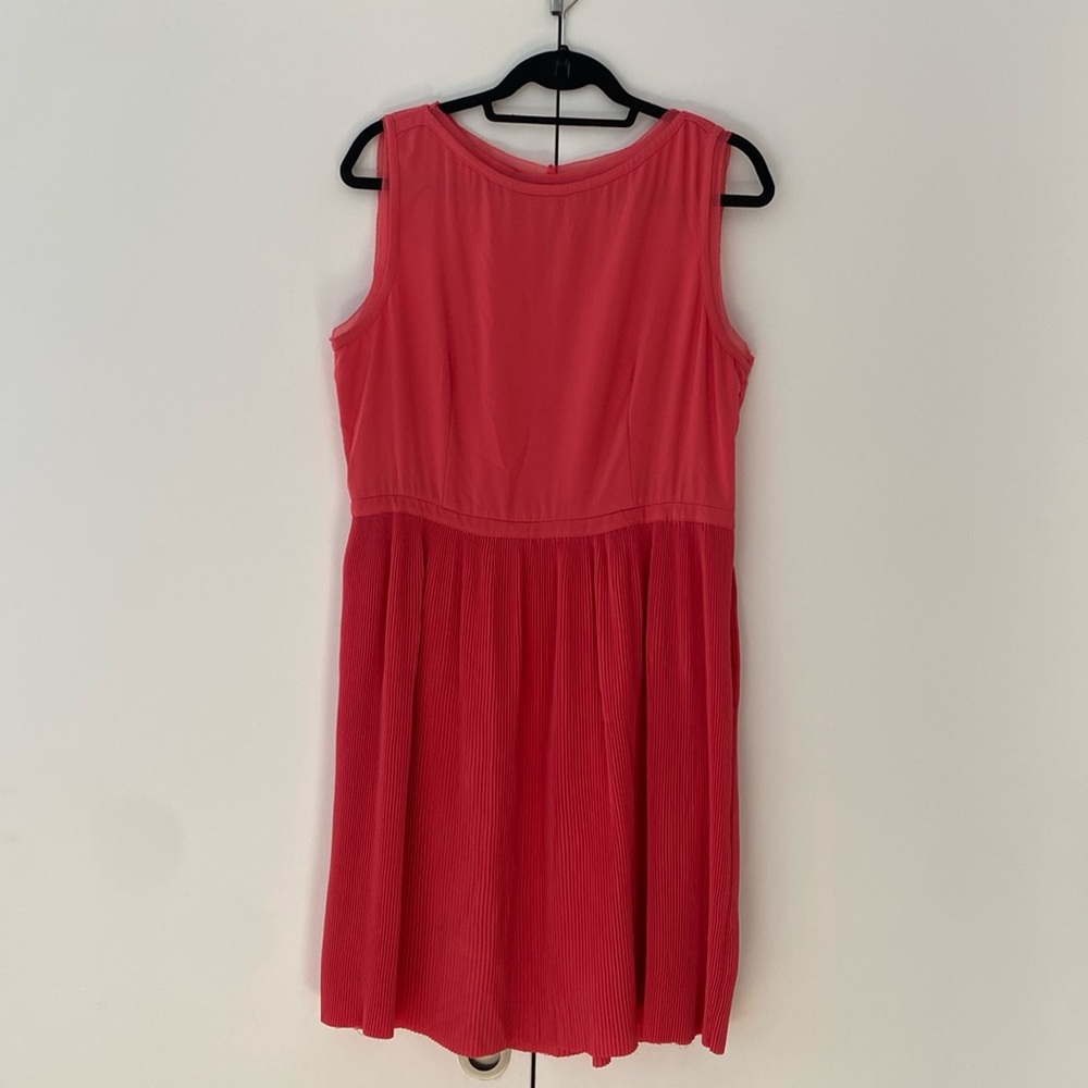 Color Reiss dress with pleated skirt